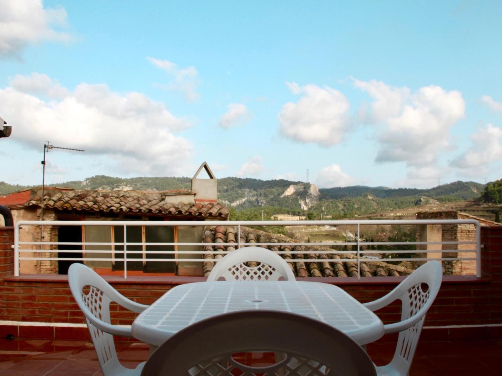 Homestay Ca Blai De Brull En El Centro De Tivissa